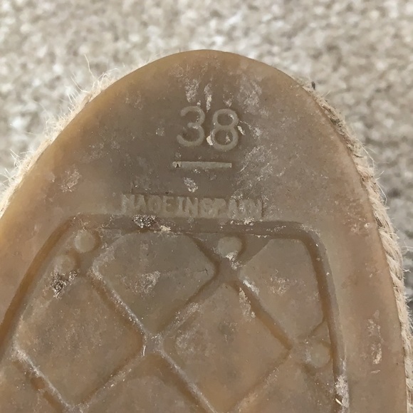 🔥SALE🔥Chanel espadrilles 38 patent blue - Picture 8 of 11